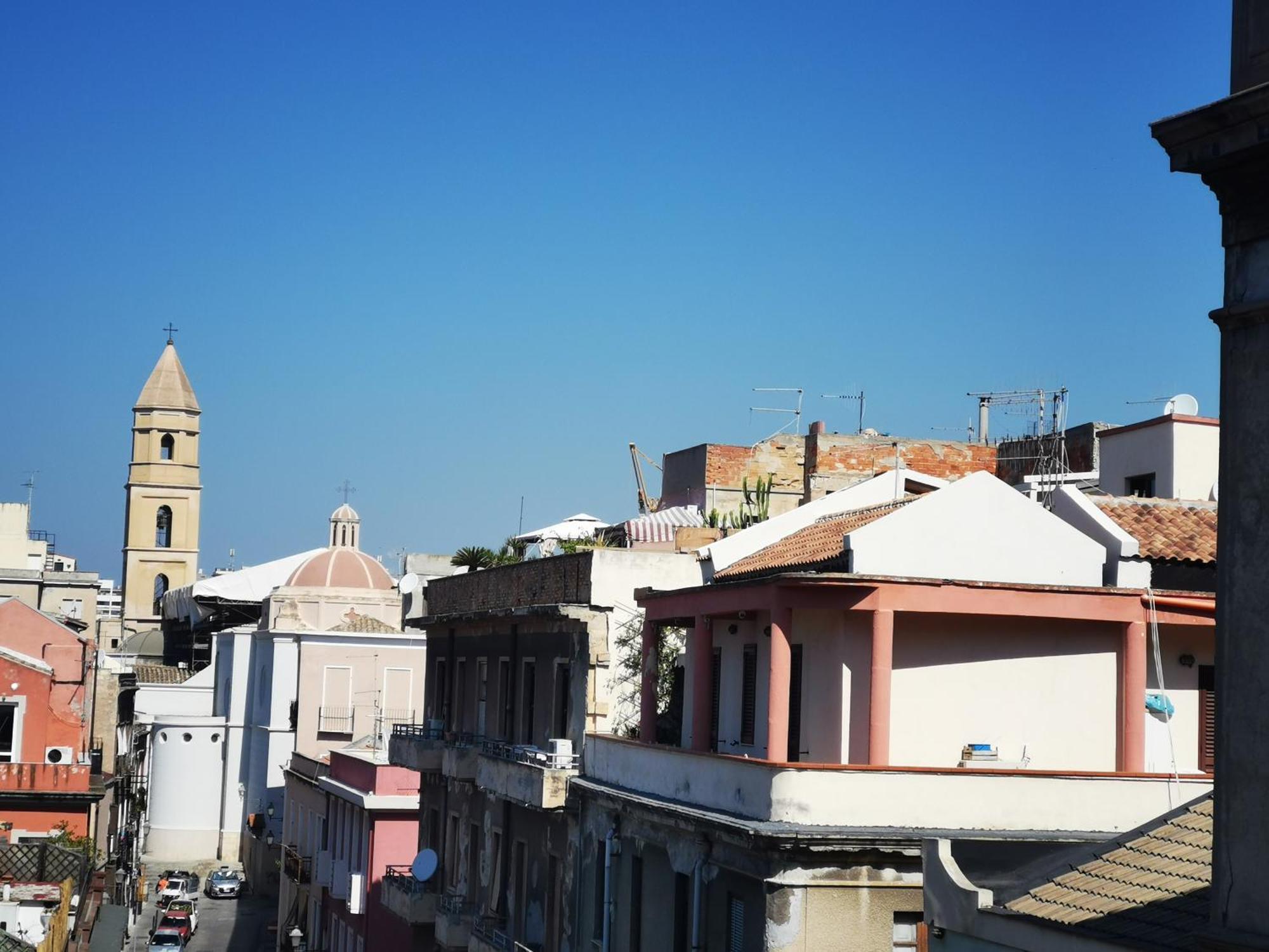 Chafbius Bed & Breakfast Cagliari Phòng bức ảnh